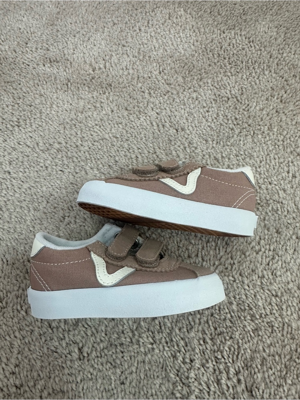 Vans sport low v